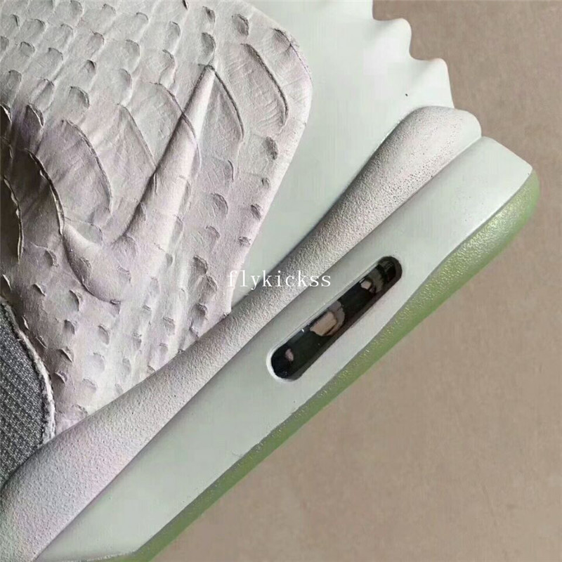 Authentic Nike Air Yeezy 2 NRG Wolf Grey Platinum Glow in the dark